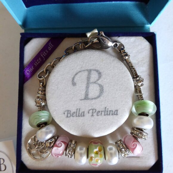 NEW BELLA PERLINA TREE CHARM BEADED RHINESTONE ONE SIZE BRACELET - Picture 2 of 13